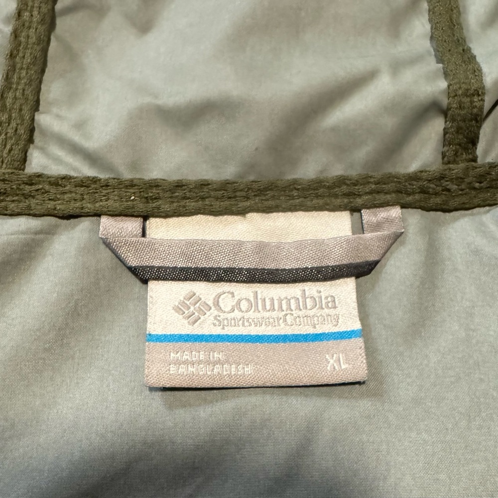 Columbia Women’s Olive Green Windbreaker Jacket Size XL, Excellent Condition - Picture 3 of 4